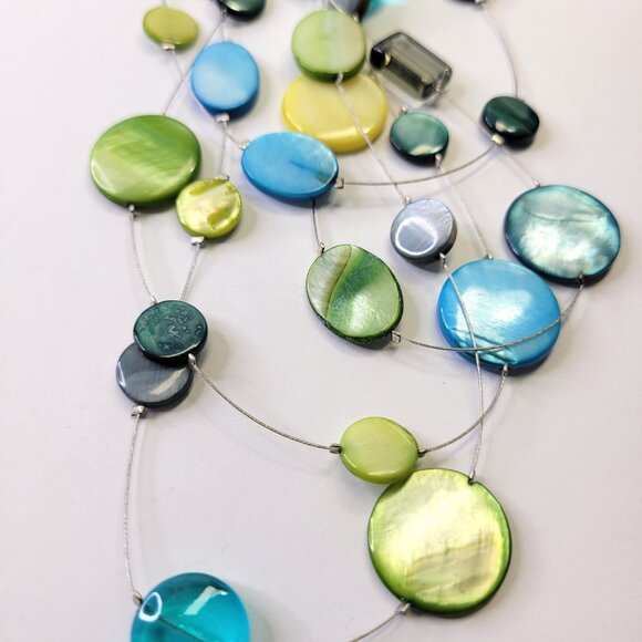 Floating Bead Necklace with Blue and Green Flat Round Discs - Picture 4 of 6